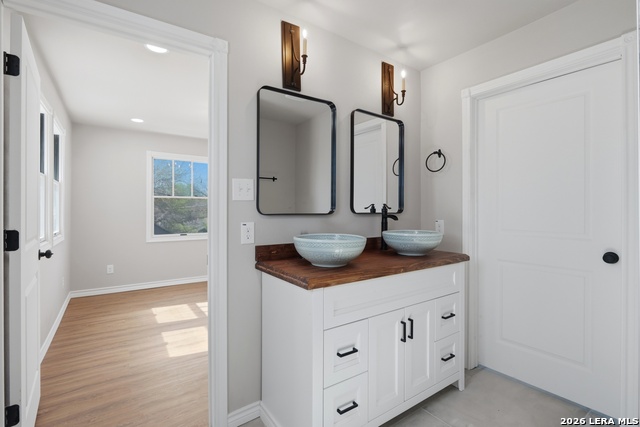 Image 14 of 51 For 608 Labor  