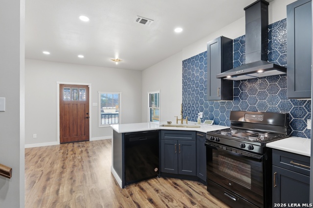 Image 41 of 51 For 608 Labor  