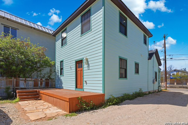 Image 46 of 51 For 608 Labor  