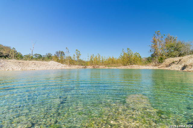 Image 24 of 77 For 000 Rm 336  