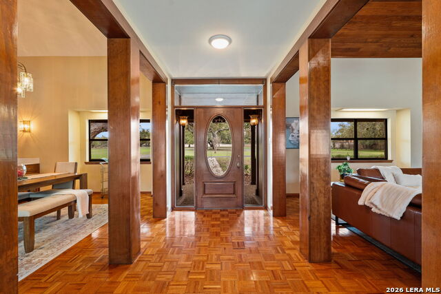 Image 13 of 103 For 8463 Barron  