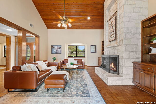 Image 16 of 103 For 8463 Barron  