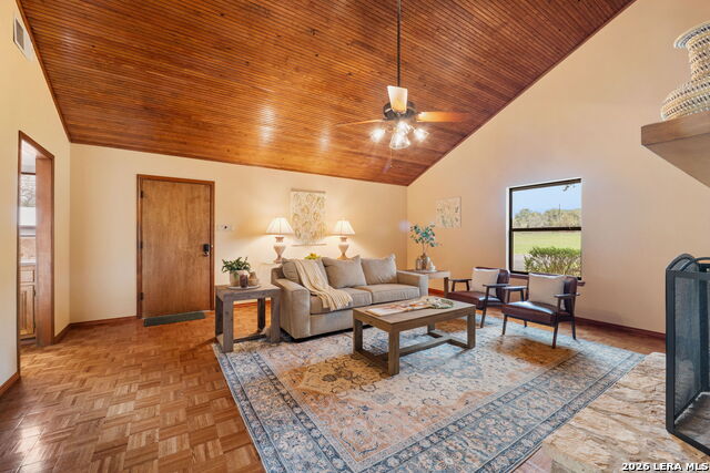 Image 34 of 103 For 8463 Barron  