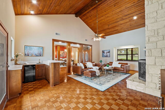 Image 48 of 103 For 8463 Barron  