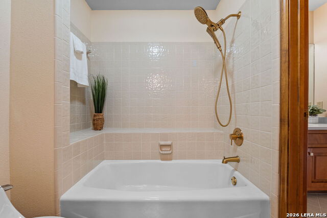 Image 53 of 103 For 8463 Barron  