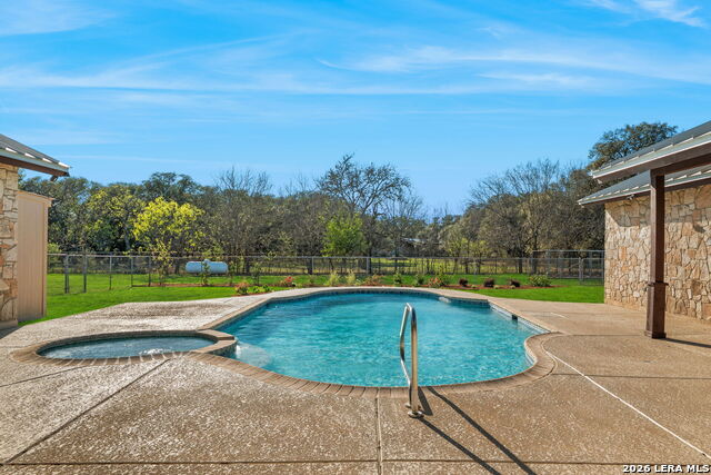 Image 72 of 103 For 8463 Barron  