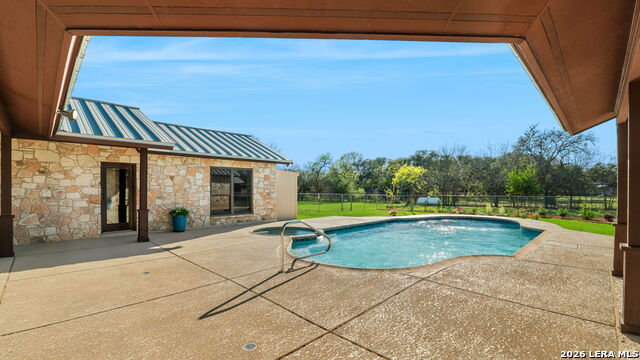 Image 74 of 103 For 8463 Barron  