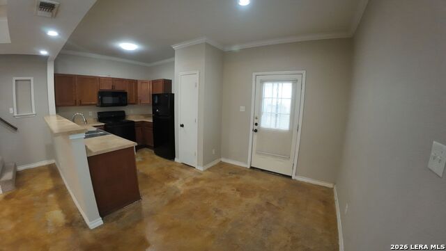 Image 10 of 36 For 5010 Summit Wood  1