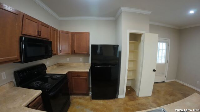 Image 12 of 36 For 5010 Summit Wood  1