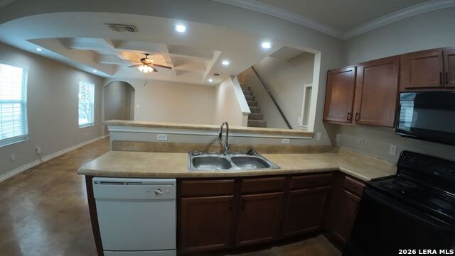 Image 13 of 36 For 5010 Summit Wood  1