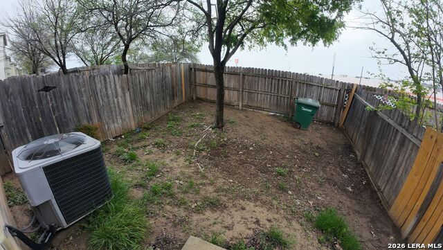 Image 35 of 36 For 5010 Summit Wood  1