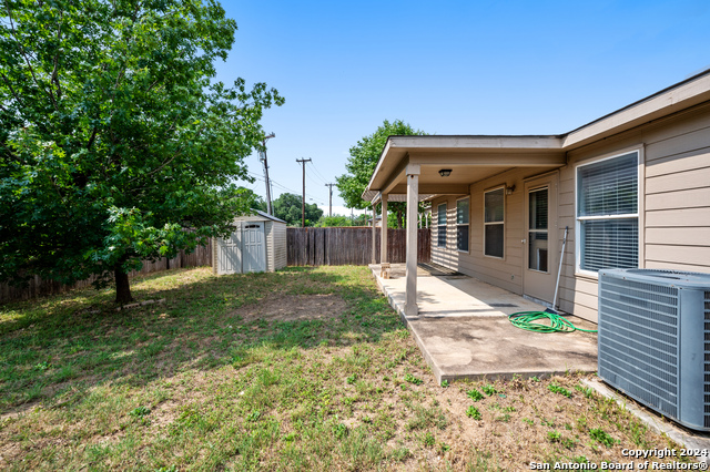 Image 32 of 35 For 11927 Ranchwell Cove