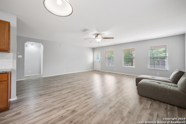 Image 9 of 35 For 11927 Ranchwell Cove