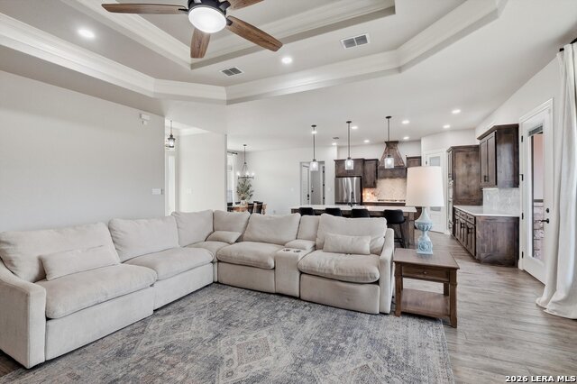 Image 9 of 44 For 113 Hondo Dr