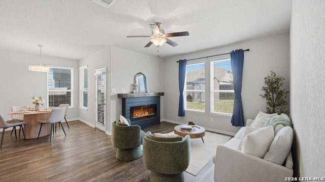 Image 10 of 61 For 418 Moonvine Way