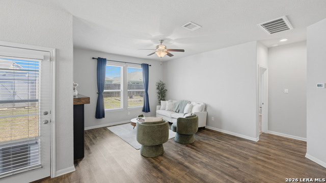 Image 17 of 61 For 418 Moonvine Way