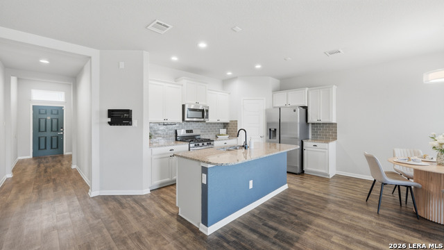 Image 24 of 61 For 418 Moonvine Way