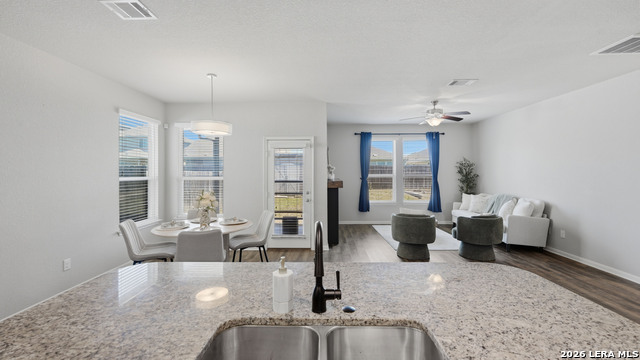 Image 26 of 61 For 418 Moonvine Way