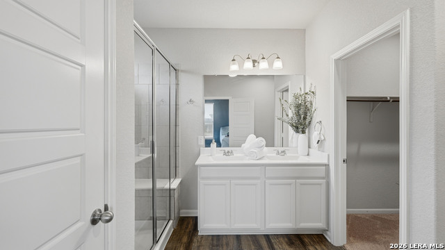 Image 32 of 61 For 418 Moonvine Way