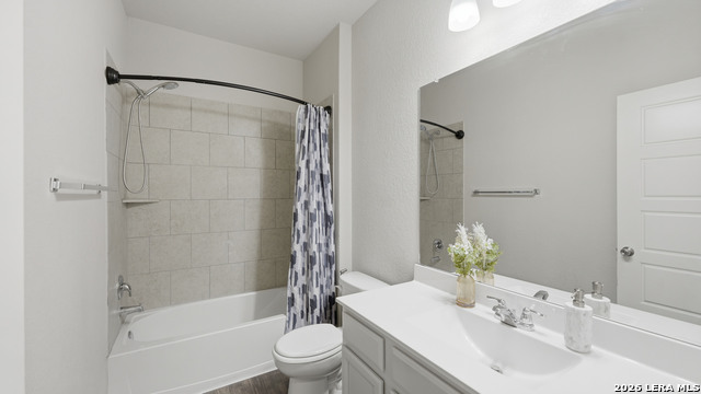 Image 41 of 61 For 418 Moonvine Way