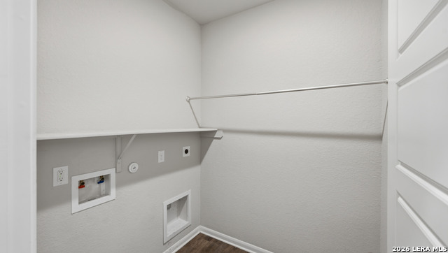 Image 43 of 61 For 418 Moonvine Way