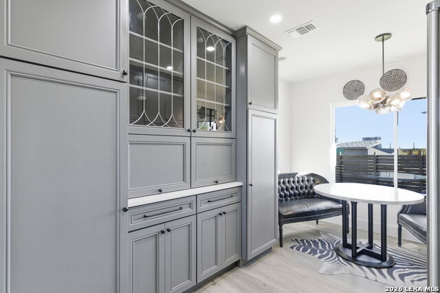 Image 18 of 60 For 28 Byron  