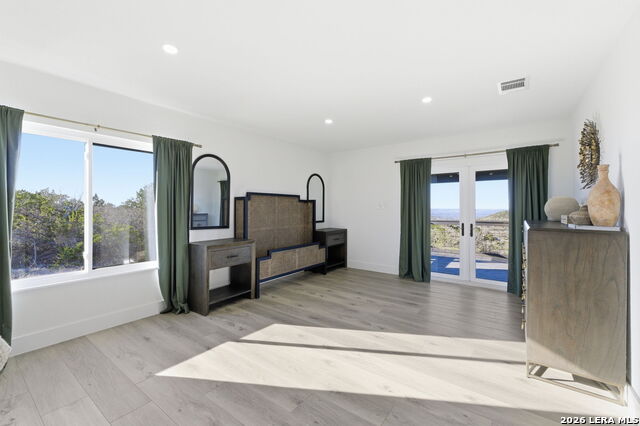 Image 23 of 60 For 28 Byron  