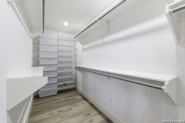 Image 35 of 60 For 28 Byron  