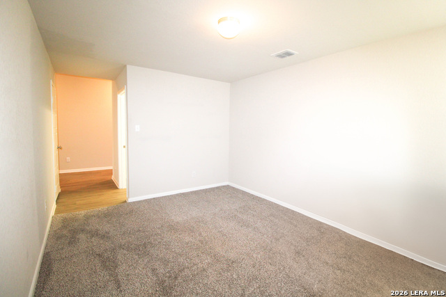 Image 23 of 39 For 7043 Diamond Valley