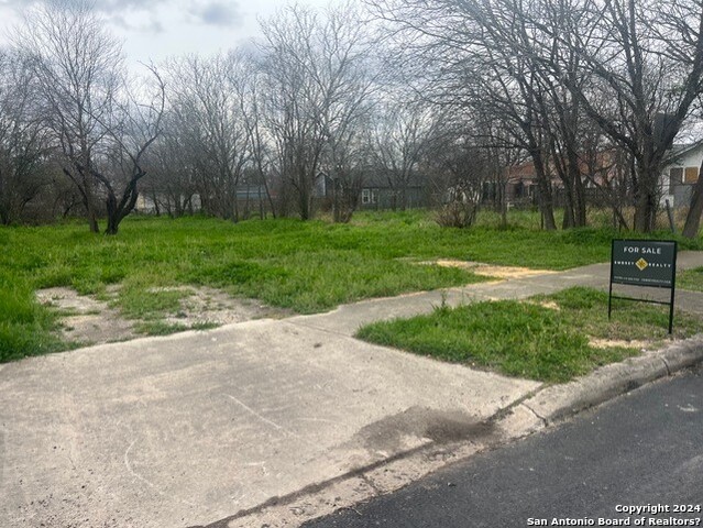 Image 3 of 4 For 110 Utah  