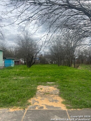 Image 4 of 4 For 110 Utah  