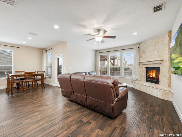 Image 16 of 29 For 27507 Paseo Mesa