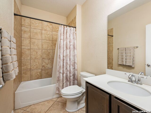 Image 5 of 29 For 27507 Paseo Mesa