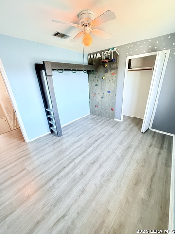 Listing photo id 17 for 13916 Randalstone