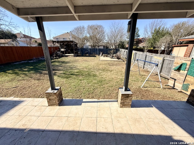 Listing photo id 25 for 13916 Randalstone