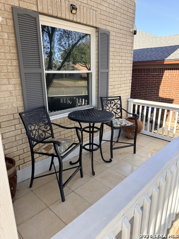 Listing photo id 2 for 13916 Randalstone