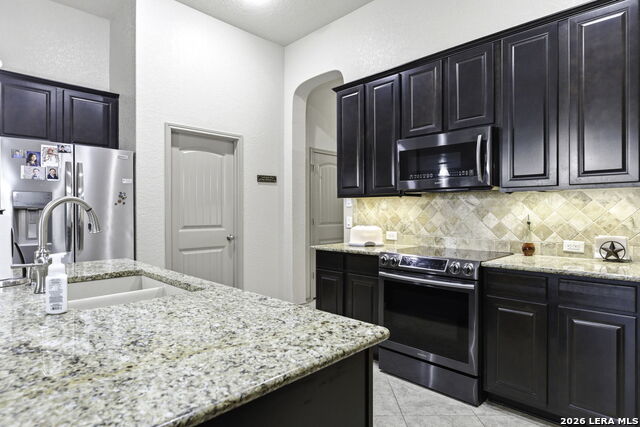 Image 12 of 25 For 318 Tree Swallow