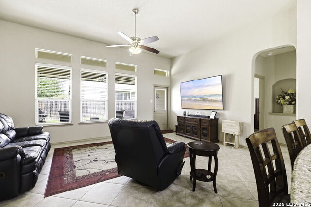 Image 6 of 25 For 318 Tree Swallow