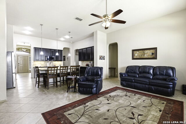 Image 8 of 25 For 318 Tree Swallow