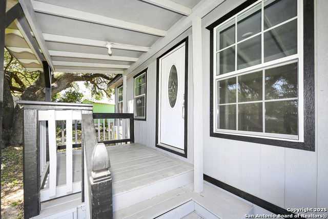 Image 2 of 21 For 600 Dawnridge Drive