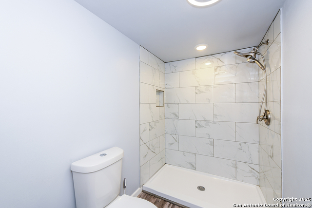 Image 9 of 21 For 600 Dawnridge Drive