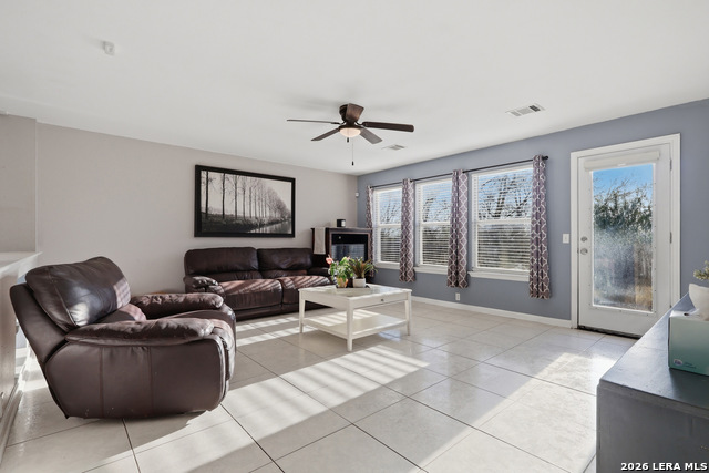 Listing photo id 12 for 10003 Buescher