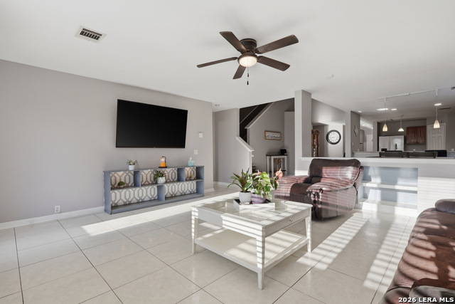 Listing photo id 15 for 10003 Buescher