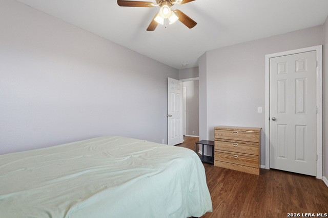 Listing photo id 27 for 10003 Buescher