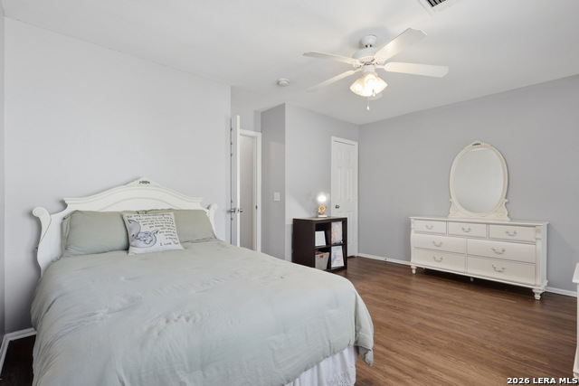 Listing photo id 30 for 10003 Buescher