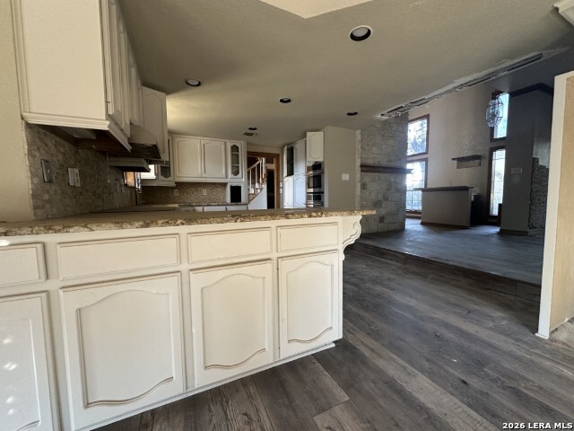 Image 7 of 18 For 6823 Brave Way