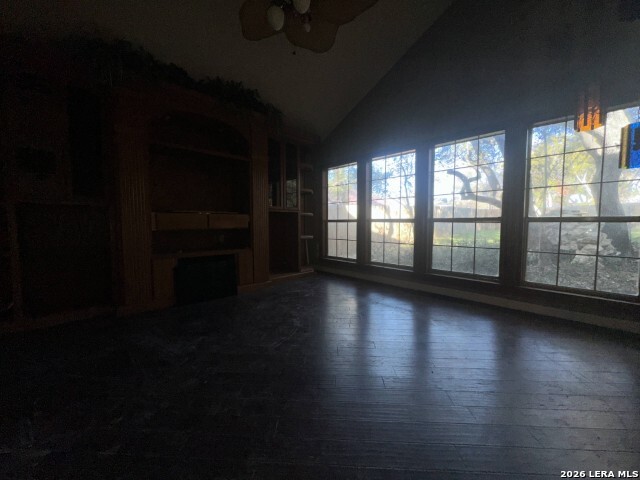 Image 8 of 18 For 6823 Brave Way