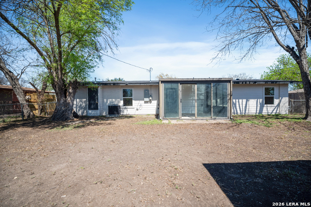 Image 23 of 34 For 130 Kontiki Pl