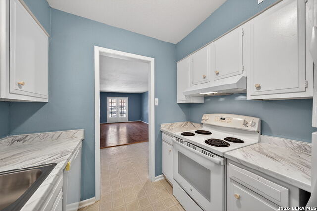 Image 12 of 27 For 6718 Callaghan Rd  315