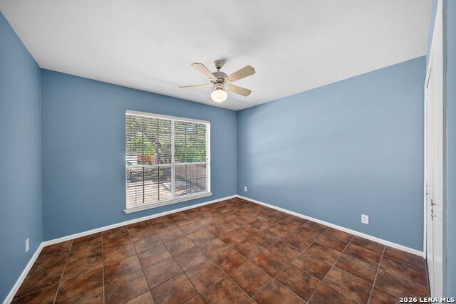 Image 22 of 27 For 6718 Callaghan Rd  315